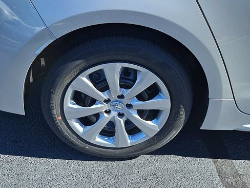 New 2026 Toyota Corolla LE FWD image 5