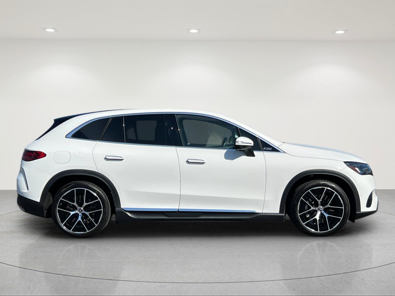 Certified 2023 Mercedes-Benz EQE 350+ 4MATIC SUV image 6