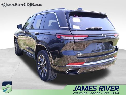 Used 2023 Jeep Grand Cherokee Overland AWD/4WD image 21