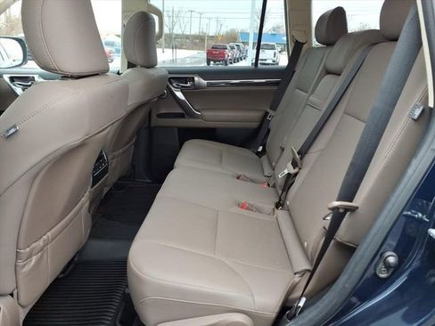 Used 2023 Lexus GX 460 Premium image 24