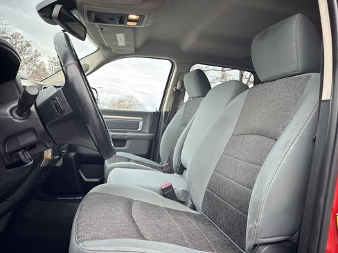 Used 2014 RAM 3500 Big Horn image 17