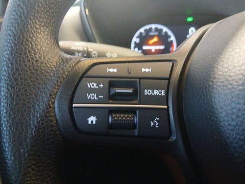 Used 2025 Honda CR-V EX image 18