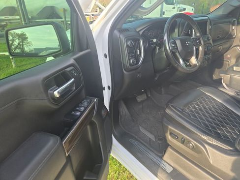 Used 2019 Chevrolet Silverado 1500 RST w/ All-Star Edition image 6