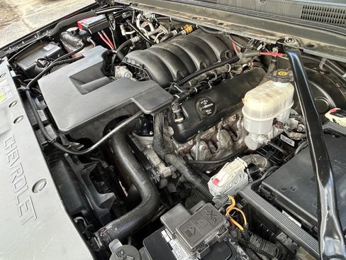 Used 2019 Chevrolet Tahoe 4WD image 19