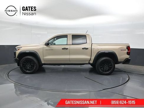 Used 2024 Chevrolet Colorado Trail Boss w/ Advanced Trailering Package AWD/4WD image 7