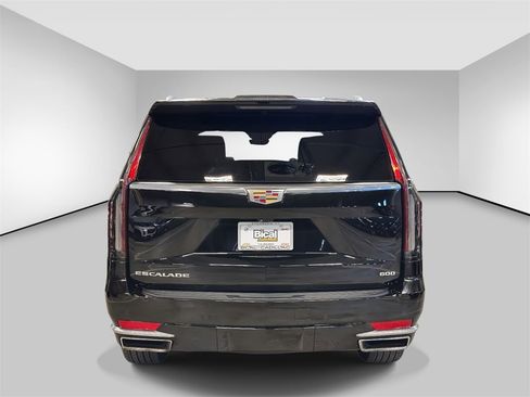 Used 2023 Cadillac Escalade Premium Luxury image 4
