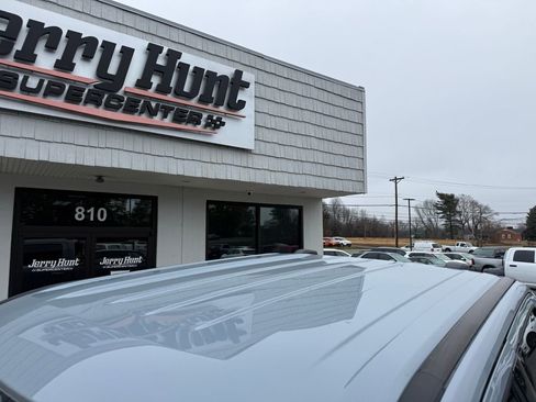 Used 2024 Ford F250 Platinum w/ Tremor Off-Road Package image 11