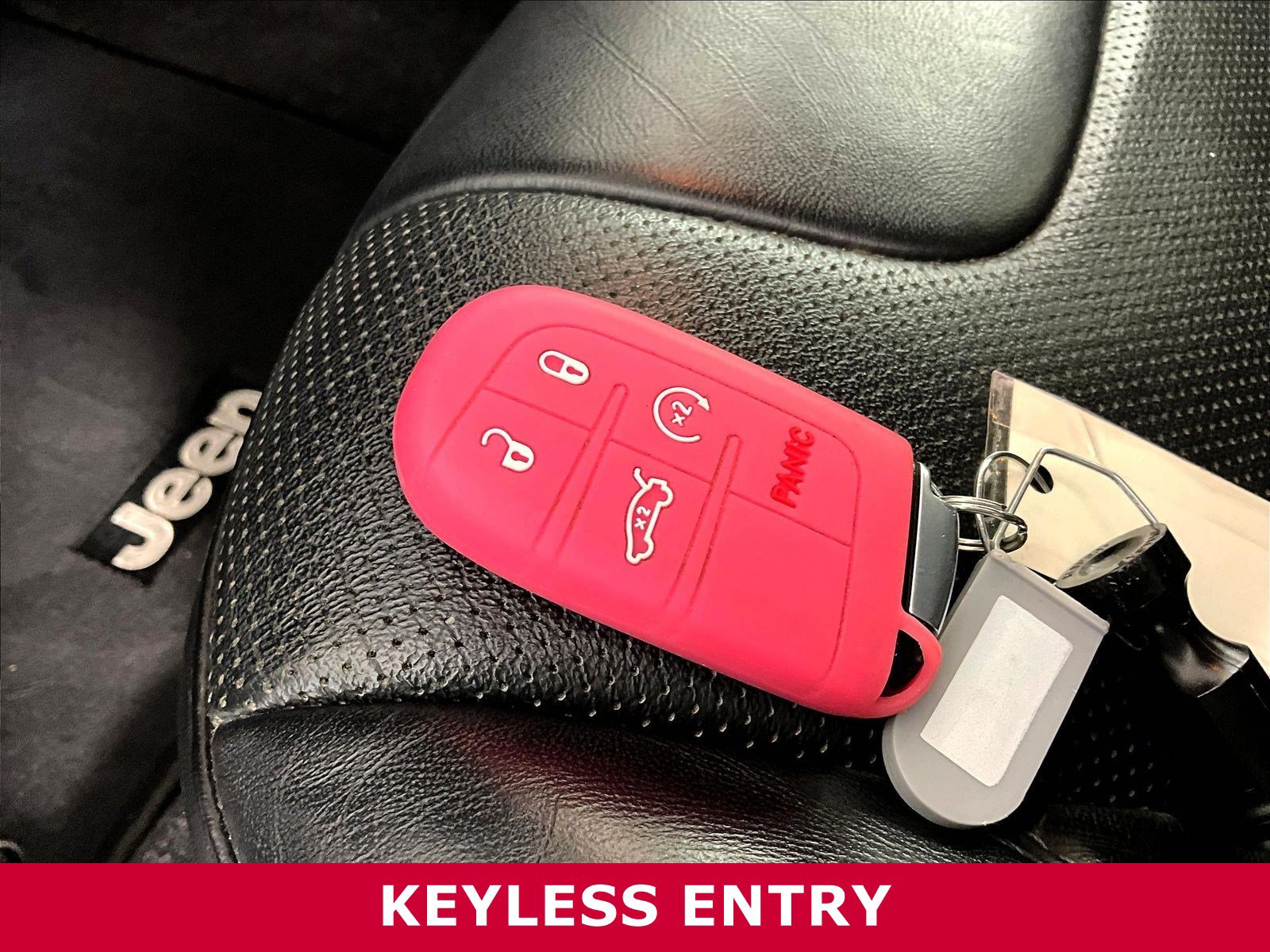 Used 2019 Jeep Cherokee Limited w/ Luxury Group AWD/4WD image 30
