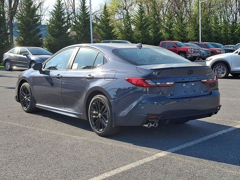 New 2026 Toyota Camry SE image 8