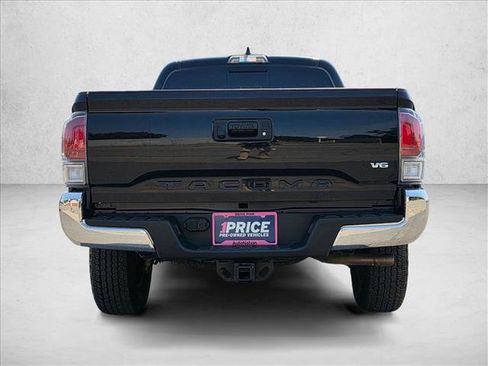 Used 2023 Toyota Tacoma TRD Off-Road AWD/4WD image 4