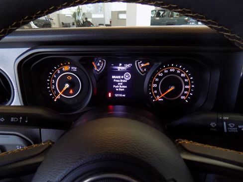 Certified 2024 Jeep Wrangler Sport AWD/4WD image 14