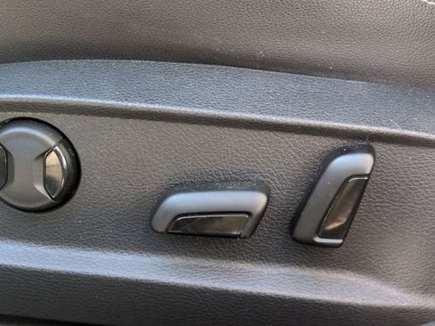 Used 2017 Volkswagen Golf Base image 13