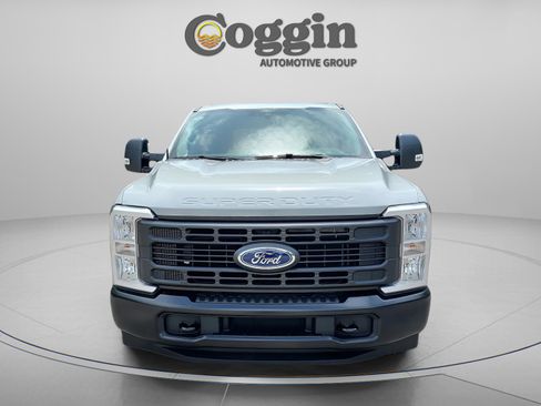 New 2025 Ford F250 XL image 8