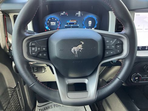 Used 2025 Ford Bronco Heritage Edition AWD/4WD image 44