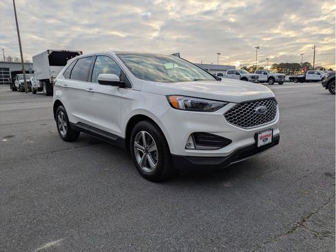 Certified 2023 Ford Edge SEL w/ Convenience Package image 4