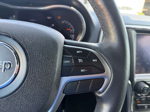 Used 2018 Jeep Grand Cherokee Limited AWD/4WD image 22
