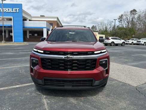 New 2026 Chevrolet Traverse LT image 2