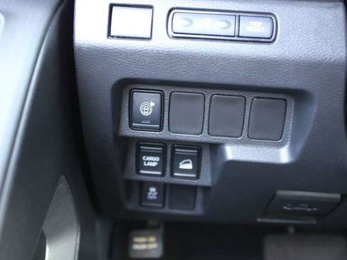Used 2025 Nissan Frontier SV AWD/4WD image 33