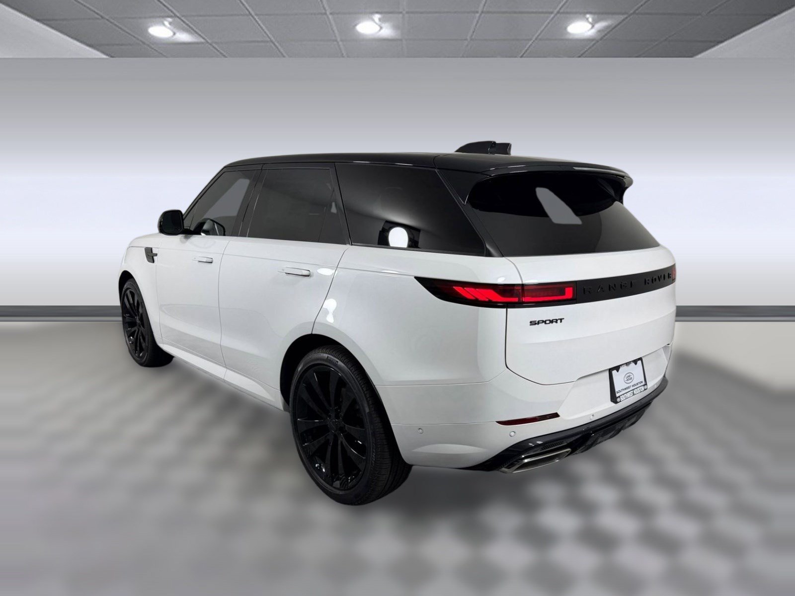 New 2026 Land Rover Range Rover Sport Dynamic SE AWD/4WD image 3
