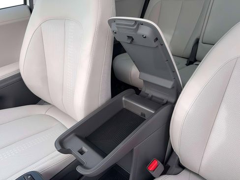 New 2026 Hyundai Ioniq 5 Limited RWD image 18