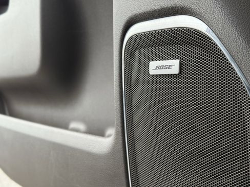 Used 2016 Chevrolet Silverado 1500 High Country w/ High Country Premium Package image 16