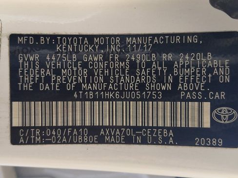 Used 2018 Toyota Camry FWD image 33