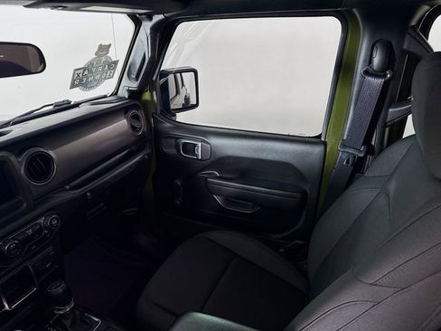 Used 2023 Jeep Wrangler Willys image 25