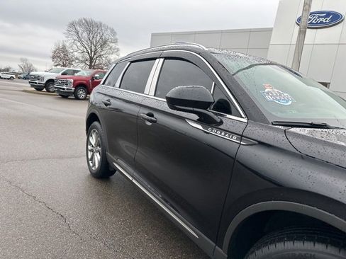 Used 2021 Lincoln Corsair AWD w/ Premium Package image 7