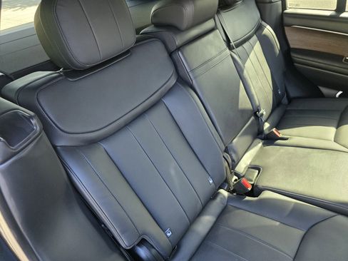 Certified 2023 Land Rover Range Rover SE image 24