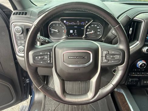 Used 2021 GMC Sierra 1500 Denali w/ Denali Ultimate Package AWD/4WD image 17