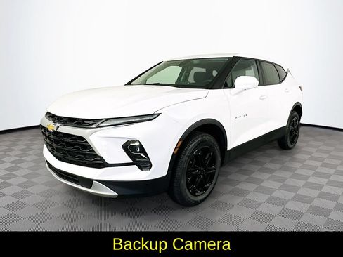 Used 2023 Chevrolet Blazer LT FWD image 5