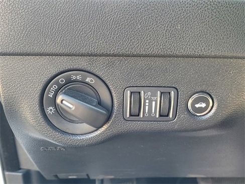 Certified 2023 Dodge Charger GT image 24