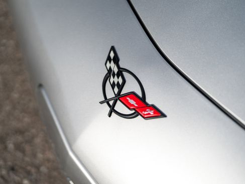 Used 2004 Chevrolet Corvette Z06 w/ Memory Package image 30