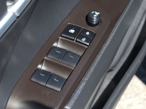 Used 2024 Toyota Camry SE FWD image 15