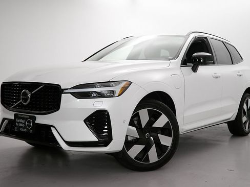 Certified 2024 Volvo XC60 T8 Plus w/ Protection Package Premier AWD/4WD image 2