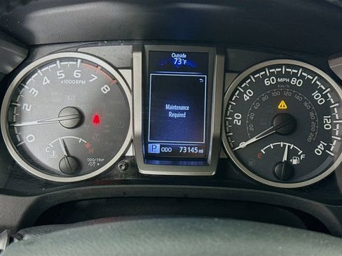 Used 2019 Toyota Tacoma SR5 RWD image 13