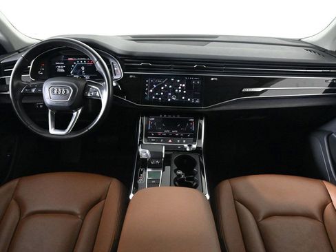 Used 2022 Audi Q8 Premium image 9