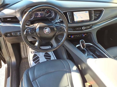 Used 2021 Buick Enclave Essence w/ Sound and Sites Package image 12