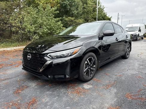 Used 2025 Nissan Sentra SV w/ All-Weather Package FWD image 1