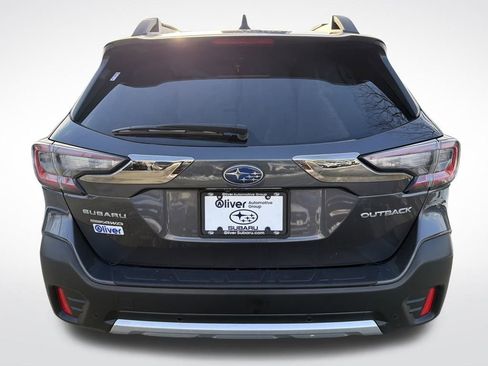 Used 2022 Subaru Outback Limited image 16