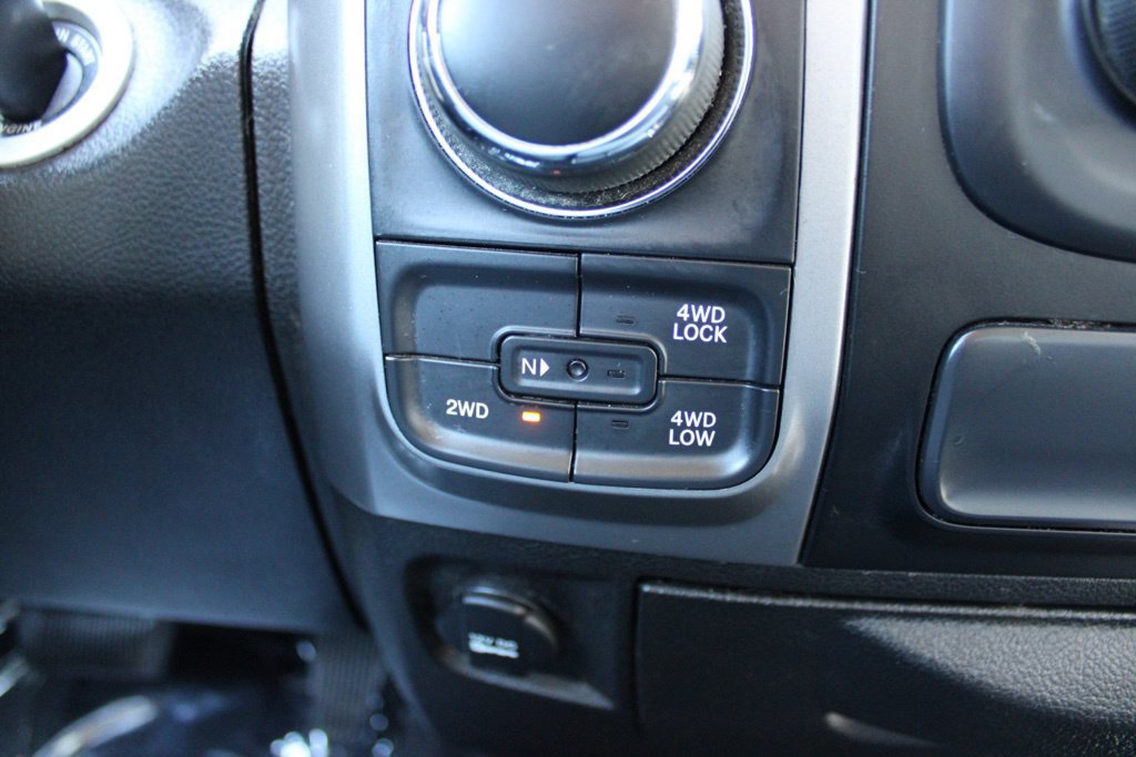 Used 2022 RAM 1500 Classic SLT AWD/4WD image 15