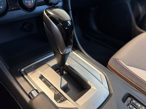 Used 2019 Subaru Crosstrek 2.0i Premium AWD/4WD image 21