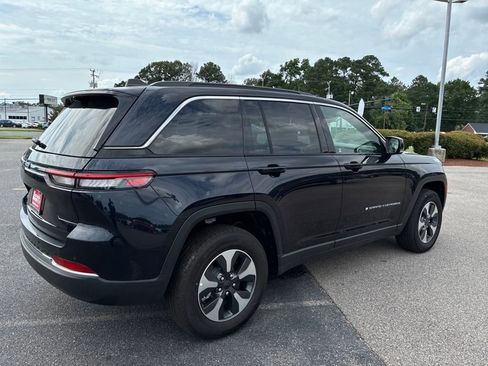 New 2024 Jeep Grand Cherokee Limited 4xe w/ Luxury Tech Group II image 5