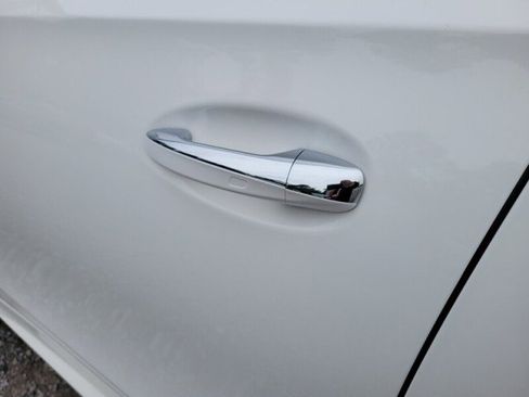 Used 2023 Mercedes-Benz GLE 450 4MATIC image 8