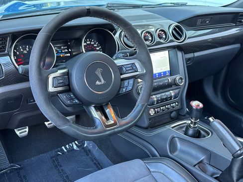 Used 2020 Ford Mustang Shelby GT350 w/ Technology Package image 13