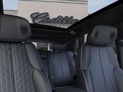 New 2027 Cadillac Lyriq Signature Sport w/ Nappa Leather Package AWD/4WD image 24