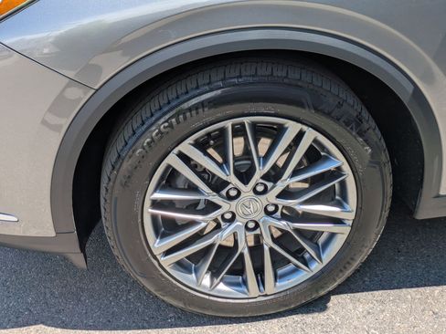 Used 2023 Acura MDX SH-AWD w/ Advance Package image 11