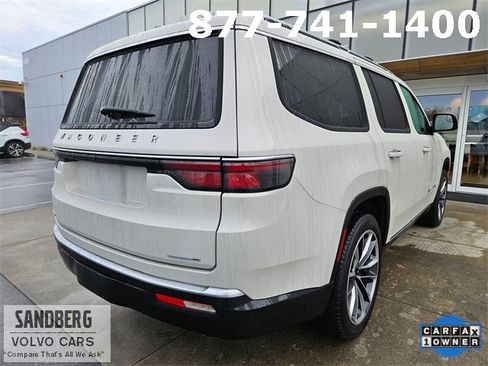 Used 2022 Jeep Wagoneer Series III w/ Premium Group I image 5