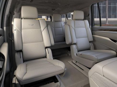 New 2026 Cadillac Escalade ESV Platinum Sport AWD/4WD image 17
