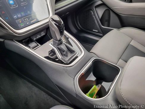 Certified 2025 Subaru Outback Onyx Edition image 24